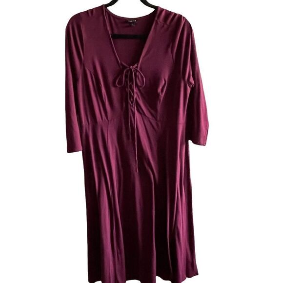 Torrid ~ Burgundy Lace up Dress ~ Short sleeved ~ size 1  (14/16) - Picture 1 of 6